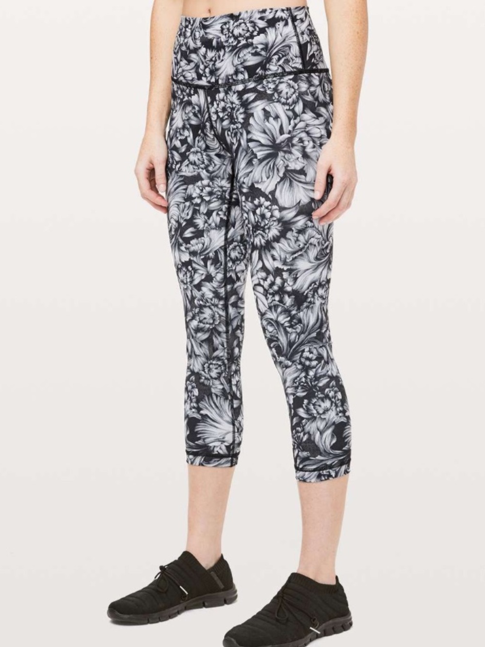 Lululemon | Wunder Under Crop *Full-On Luxtreme 21"